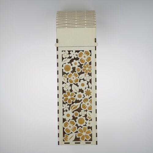 Drewniany pudełko na alkohol w kwiatki